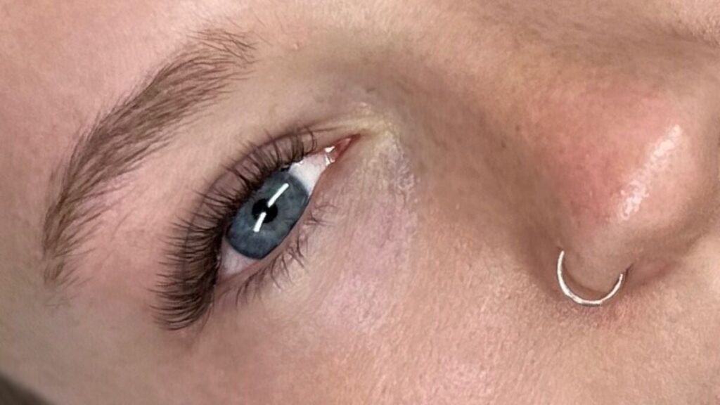 d0b87d35-ed0b-4308-b76e-2e161066c5d4-beapauletteartistry-gb-england-stevenage-fresha-6681097