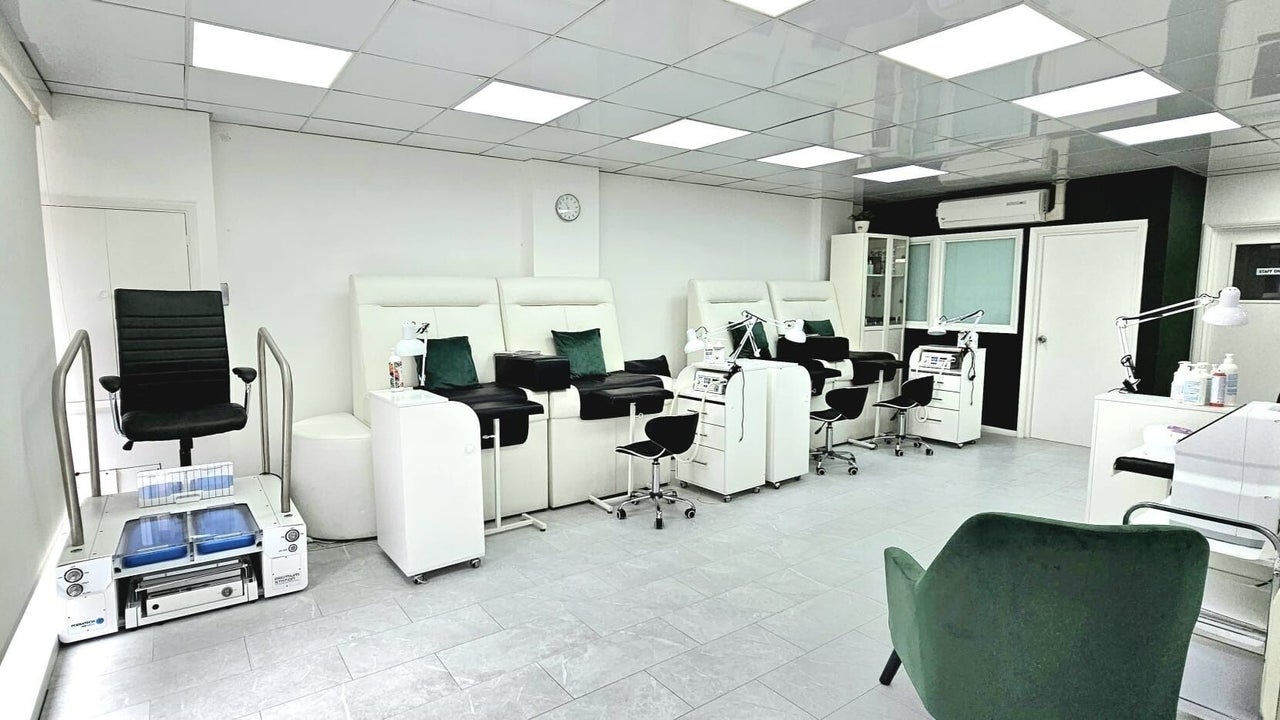 d124637c-d4ca-492a-8ba8-af3aa7ab1428-pedicureprolinebeautyaestheticcentre-gb-england-kingstonuponthames-fresha-2986121