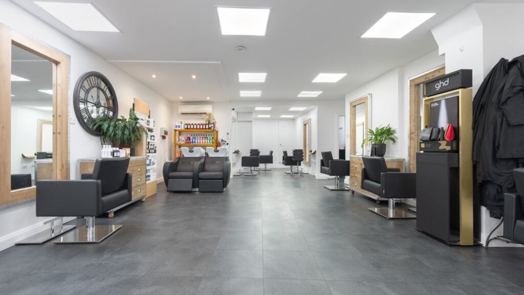 d1fa393d-a93d-42d7-ad49-b6a9be6db5e9-caragibbshairdressing-gb-england-sale-fresha-3569151