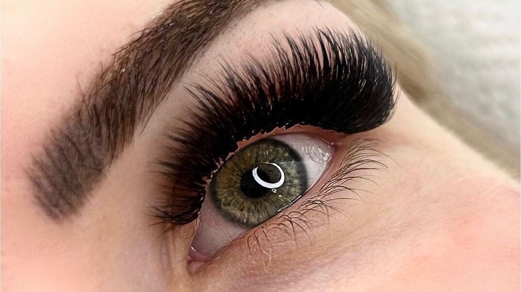 d1ffbb39-8861-4c22-9b77-7ac73c5ecf6b-professionallashartistsburton-on-trent-gb-england-burtonupontrent-fresha-4801862