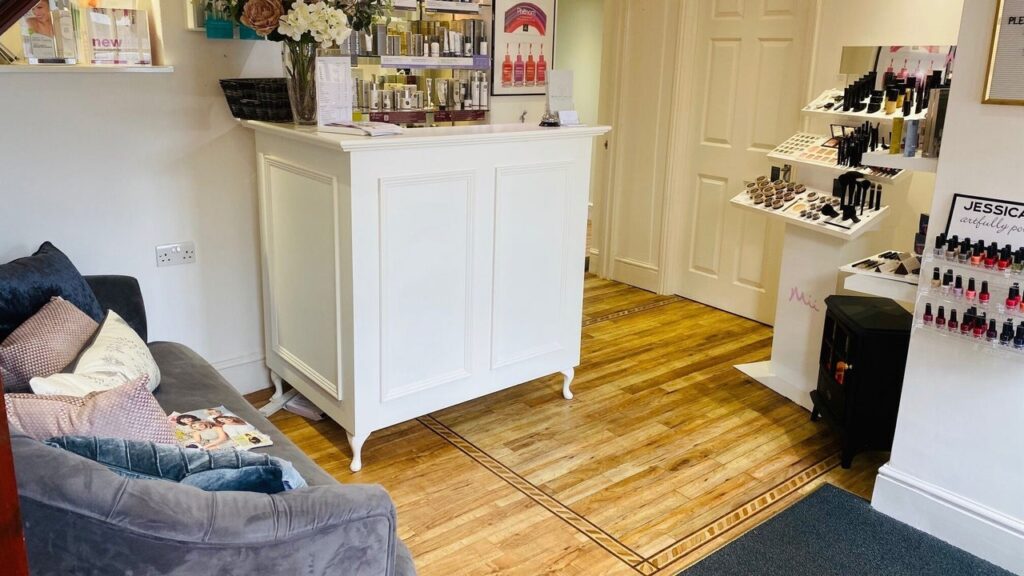 d215ac54-b492-4b1f-a9b6-6335eea3cb8d-beautyat22-gb-england-nailsea-fresha-1208467