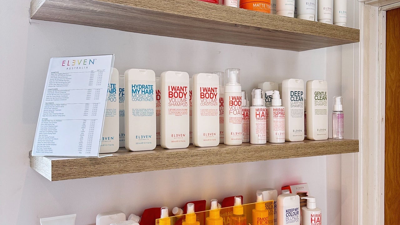 d29104f4-260b-42da-91fc-bbc6b38b128c-covesalon-gb-wales-haverfordwest-withybushtradingestate-fresha-9684753