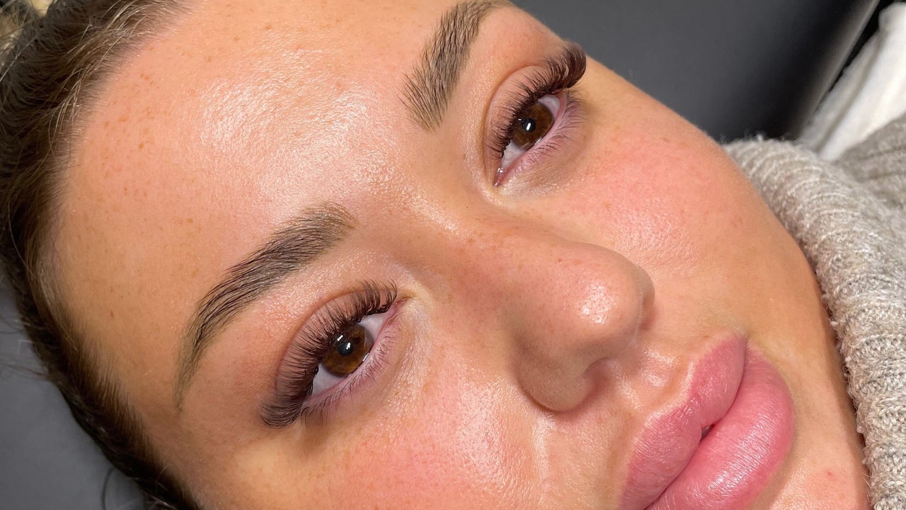 d2e1cd30-ed4d-4a6a-b971-2c361b08e8ff-prettylashedup-gb-england-farnham-fresha-8860129