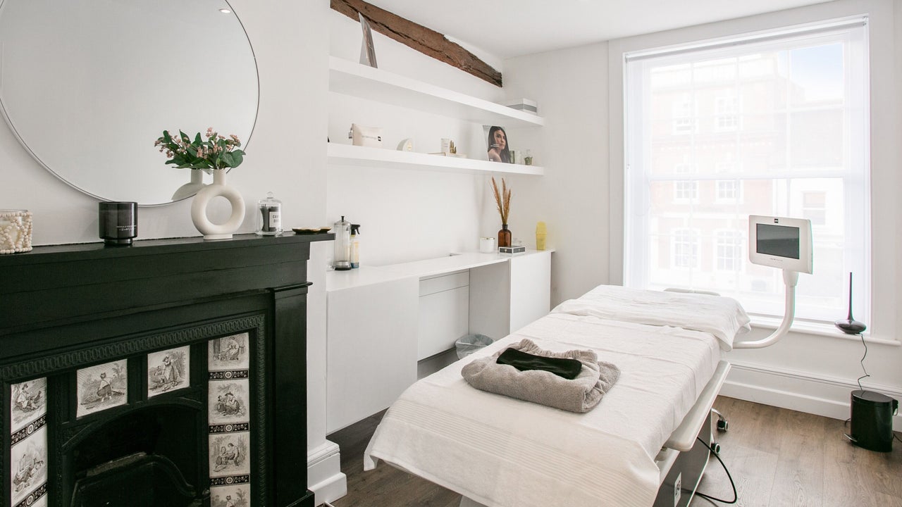 d344786c-3aff-423e-95f5-c2d5bc8ec113-forfacesake-gb-england-highwycombe-bucks-fresha-1164841