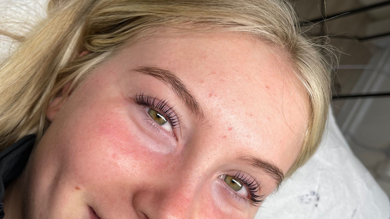 d3e3a36f-0a7a-4760-8d45-c3dcb84d7df6-lythamlashcompany-gb-england-lytham-fresha-9571721