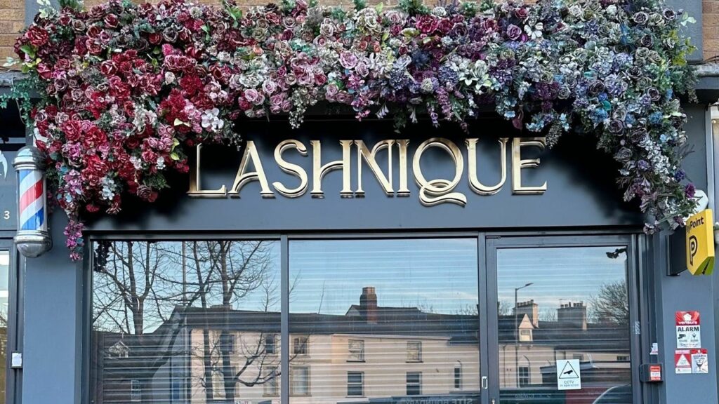 d42c37bd-41e3-4902-be49-e5b62bb61a54-8718728