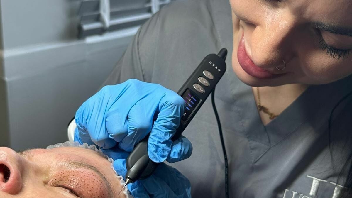 d499bfcf-1542-4209-bffe-200a9fd8d081-lushlaserskin-gb-england-witham-fresha-2749534