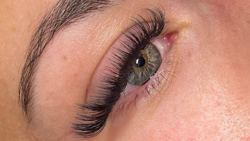 d49e344a-1dc1-424f-9188-37ff5328e46d-prettylashedup-gb-england-farnham-fresha-3473981