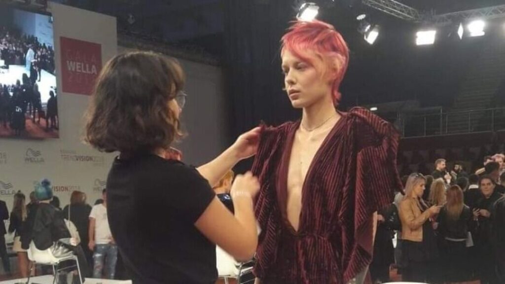 d4e57c79-2640-428d-b9b8-a0983d948ae4-5820413