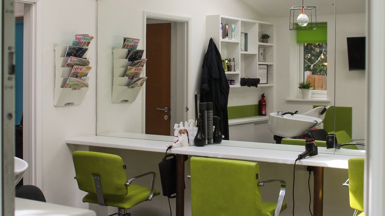 d5a70034-7209-4b50-9cb3-38e873e139ce-lynnehairstylist-gb-england-ipswich-fresha-3942128