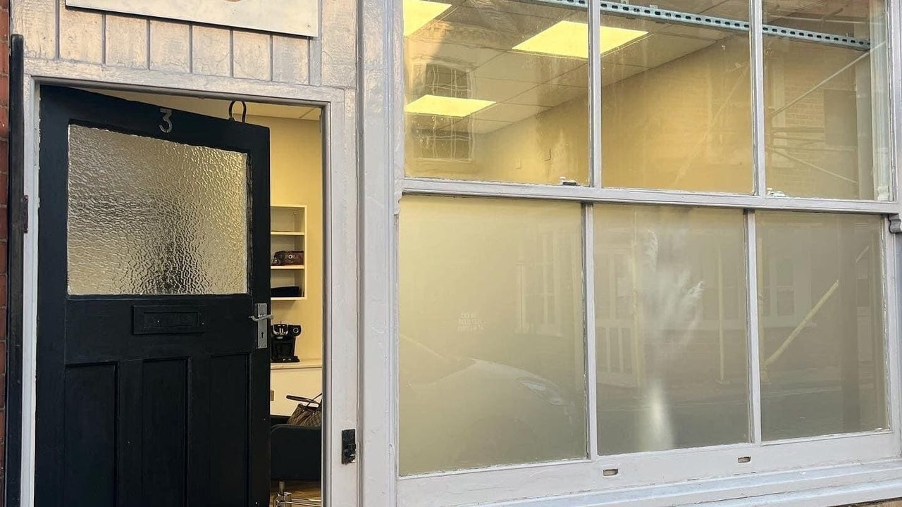 d5ad7db0-469c-4d8d-854a-233961a5ebcd-lainnstudio-gb-england-kimberley-fresha-9617997