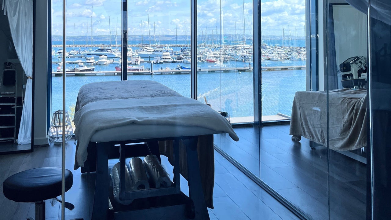 d794be3c-b2ed-4552-bdb1-59a7175666ca-2807358