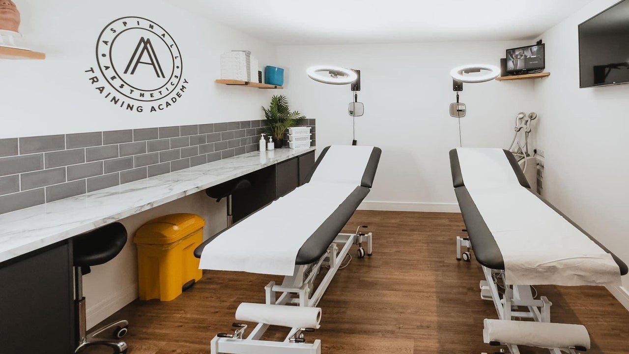 d7b4e363-a7c7-4a89-8294-c1e67671e68b-aspinallaesthetics-gb-england-kingswood-369-375twomilehillroad-fresha-5483478