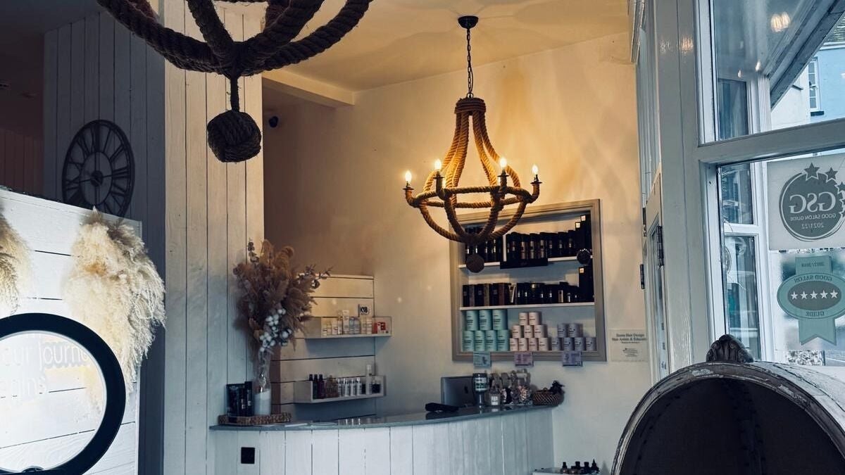 d82d3657-1446-4c3d-8342-9608a23a9b7e-stormhairdesign-gb-england-brixham-devon-fresha-7117810