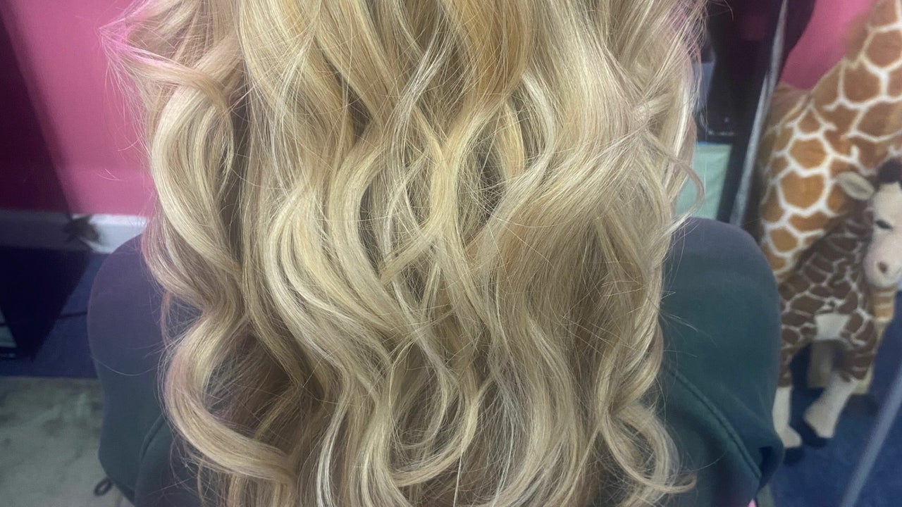 d8646a3f-8d22-49ea-957c-85a5385b8506-junglehairandbeauty-gb-england-romford-fresha-1712653