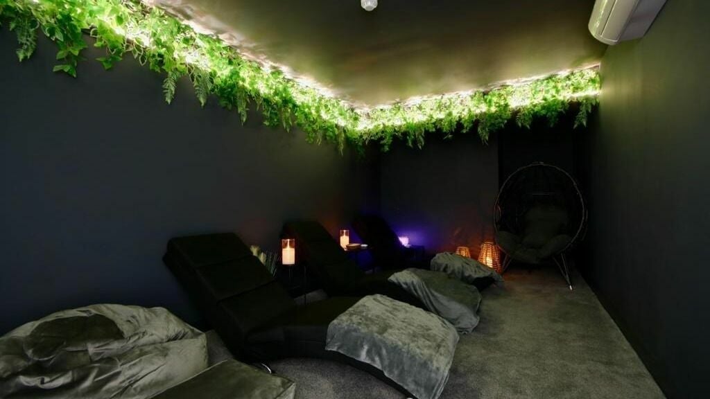 d8eacf4b-35b5-4900-b30a-dcd6ac516520-revivesouthsea-gb-england-portsmouth-southsea-fresha-6447225