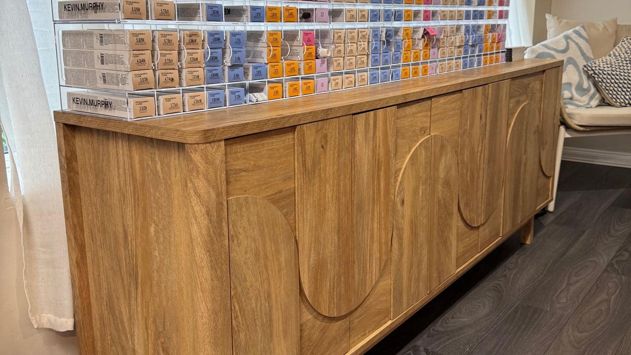 d8ef0102-2993-4f12-8abe-d7c9a6e8d2cf-southbeachsalon-gb-england-helston-fresha-4113367