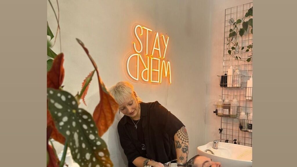 d94f20dd-fee4-4ddf-a6d3-12daa107ccd1-scrambledmeggshairatsaoirsestudio-gb-scotland-edinburgh-leith-fresha-5572319