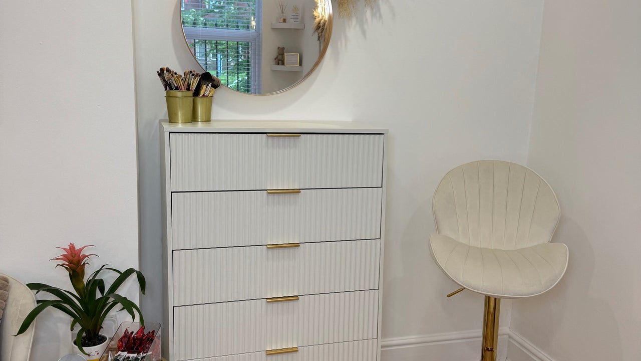 d9ceba43-6675-444b-840a-8723d8766870-glambybeth-gb-england-bolton-heaton-fresha-2001461