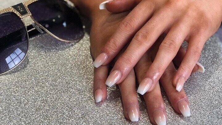 da286ff6-3828-428e-8224-3521be9134f1-5753253