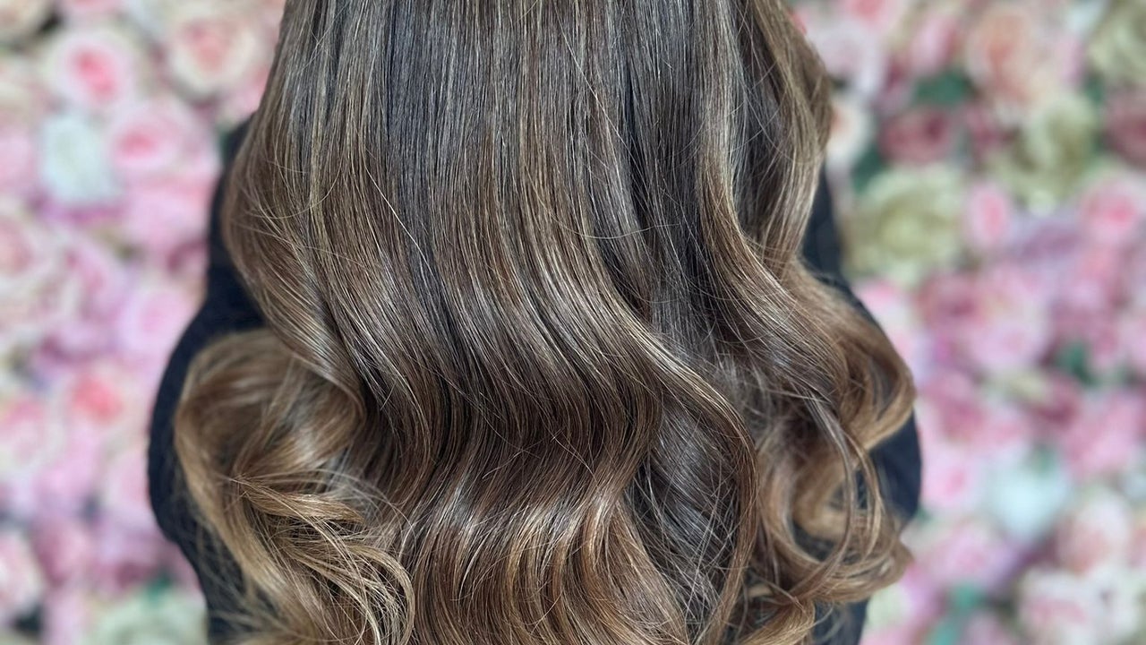 da71fd2a-4d7b-468c-a9d1-4fcaaed2d642-bespokehair-gb-wales-bridgend-fresha-8312062