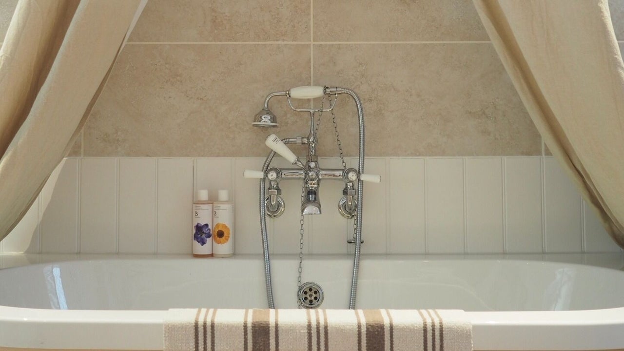 dabf60ff-1cbd-4d28-8bd9-c47c649dab5b-mowhay-gb-england-chilcompton-fresha-7690893