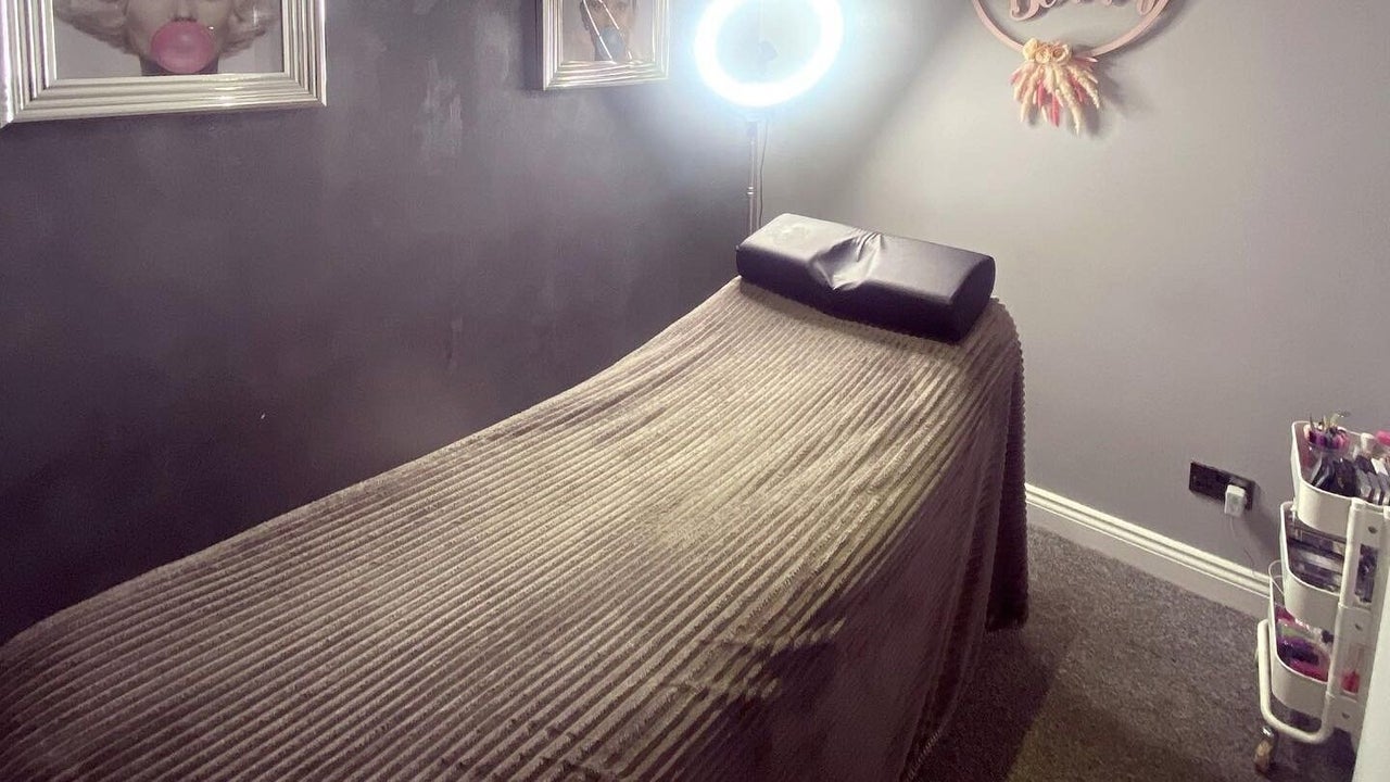 daefb752-e27b-489e-a38d-6d0272860e43-blossombeauty-gb-england-halifax-ovenden-fresha-5315377