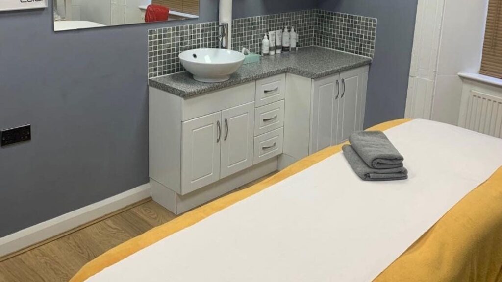 dbabebf6-70b6-4a0d-82e7-9e20672f5eb8-vipbeauty-gb-england-halifax-fresha-4159777