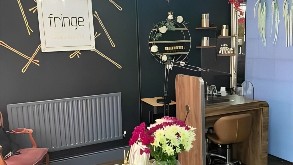 dbcfce0d-f401-4ebd-872c-bada70e1717c-fringe-gb-england-rugby-fresha-2067321