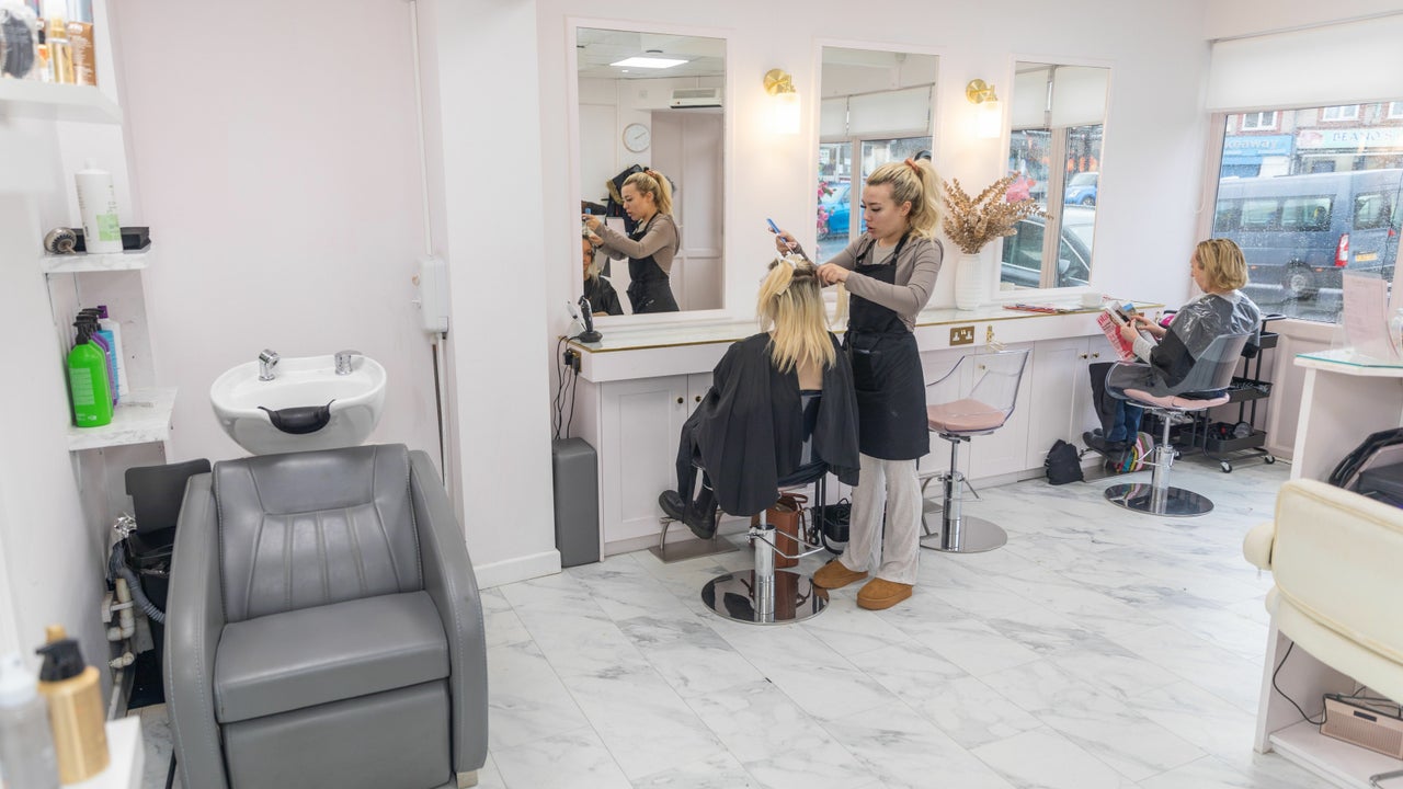 dbe37b41-0c2a-4827-9bf8-1dca86e0e04b-gemmascouthairsalon-gb-england-bexleyheath-fresha-4619479