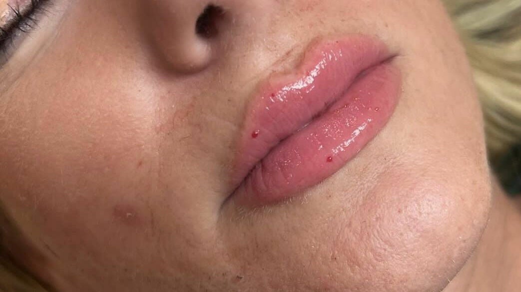 dc4335c0-7d78-4540-bc85-b30e26a66b93-8083764