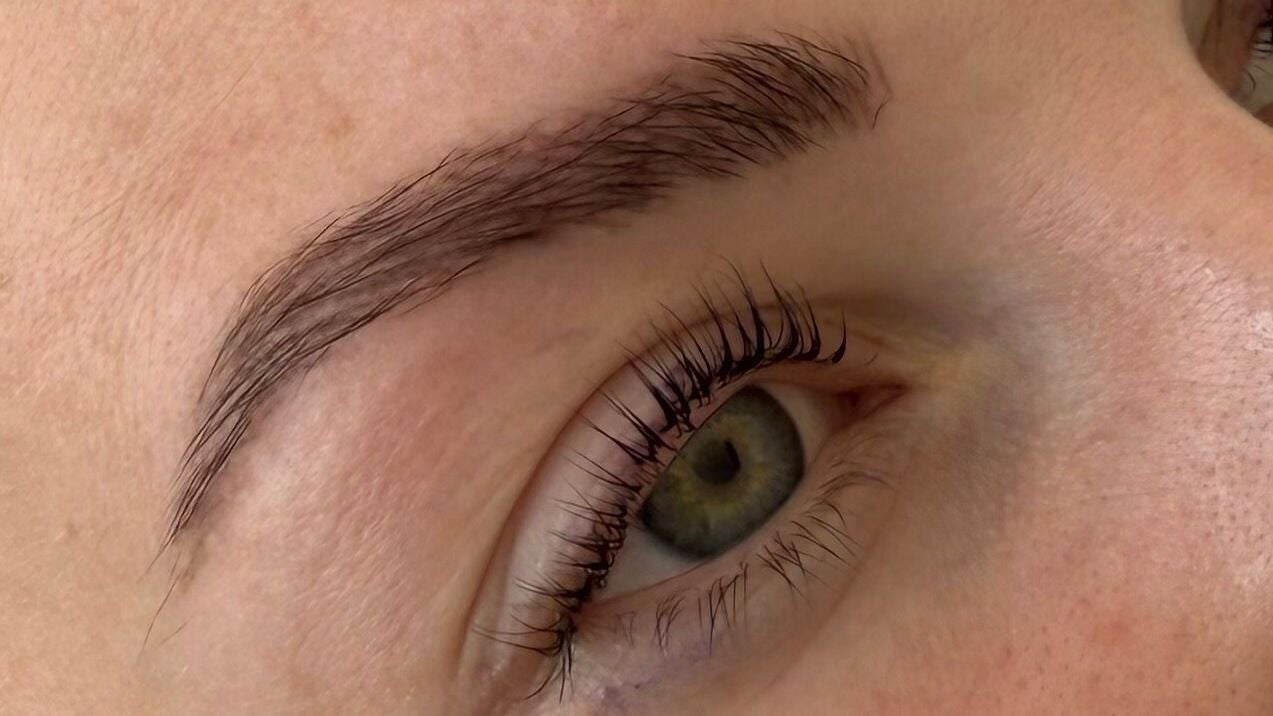 dcdf50a7-5884-4ca5-ace6-d236a4a0960a-beautybygonzlez-gb-england-westbridgford-fresha-6596102