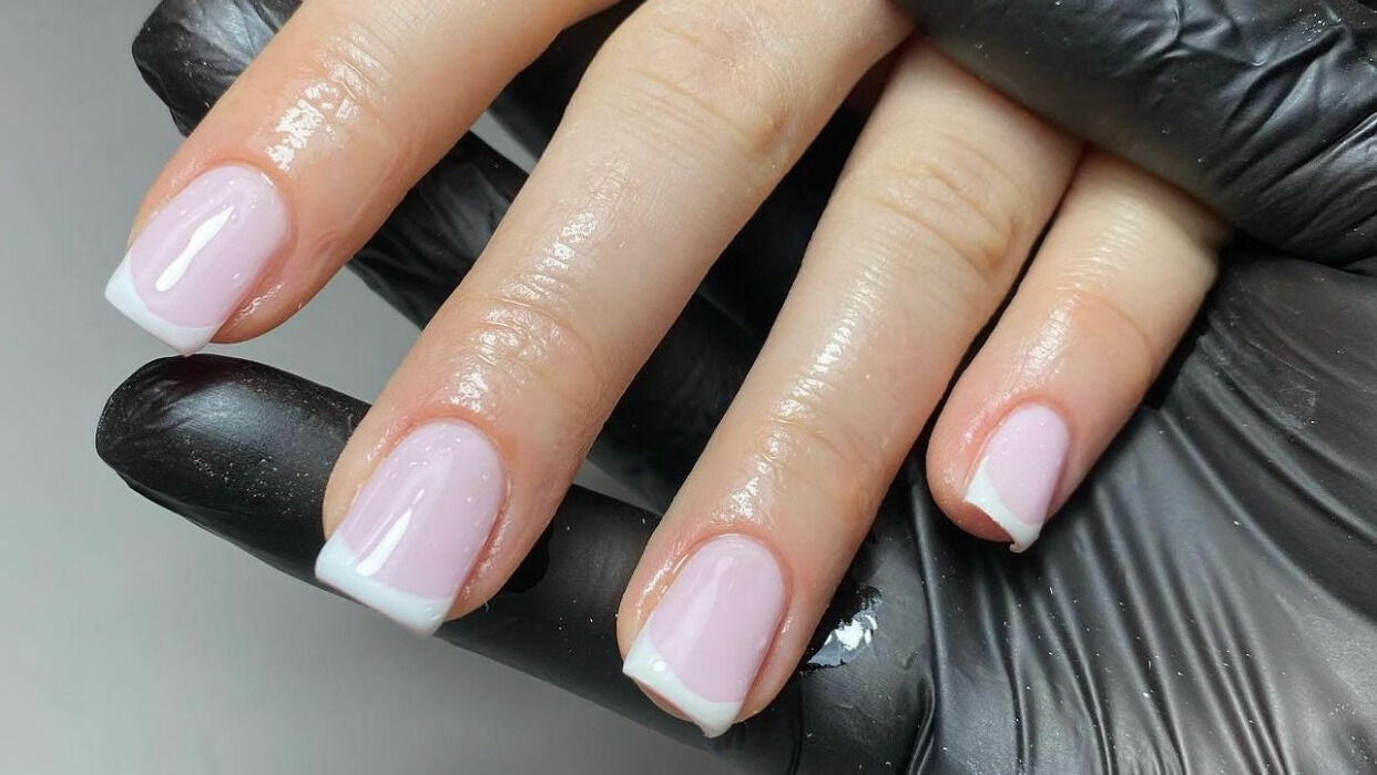 dce4eaed-210f-4859-a7e2-c6c20c393c18-bylucy-gb-england-bootle-fresha-9912500