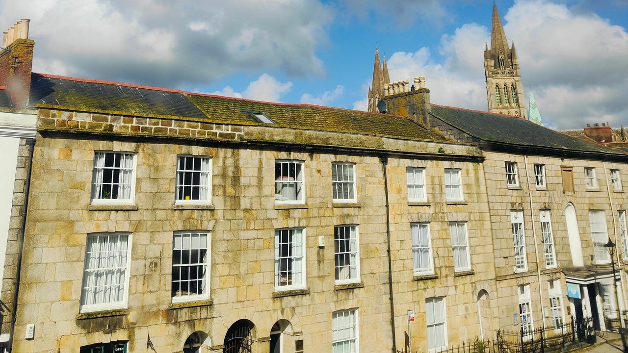 dedeaaf7-7859-4276-9dd6-353d88690ddd-houseofskinandbeauty-gb-england-truro-fresha-2166643