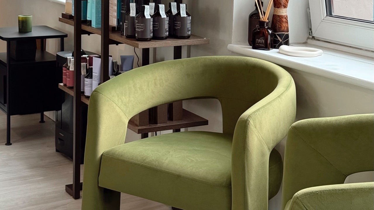 defd6023-f1a3-40c6-9e49-2af2f24da199-megyshairstudio-gb-england-london-angel-fresha-4543797