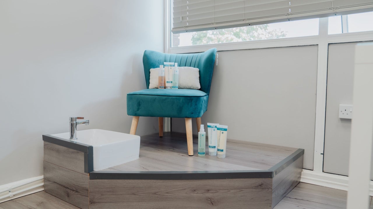 e09ea9bc-d4fe-461b-8600-15145c617ed0-4050582