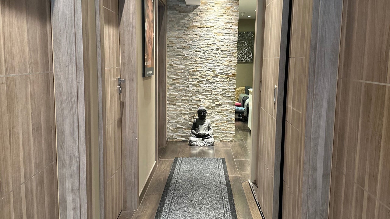 e0abcf3c-e7f2-4e38-b4cd-9e7820ebb08e-esthetiqueheadspaweybridge-gb-england-weybridge-fresha-6073024