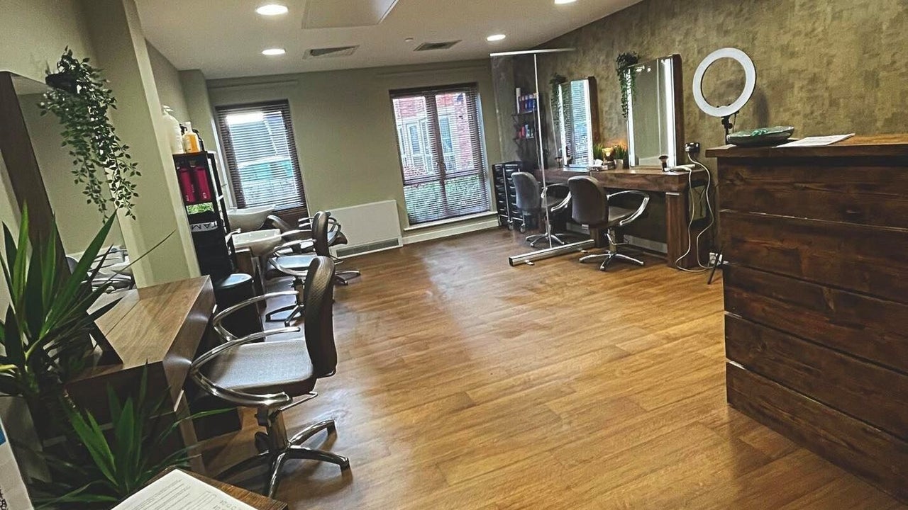 e0b25dfe-3880-42c0-8b55-bdcdbba8d150-merakihairdesign-gb-england-thorne-fresha-4096862