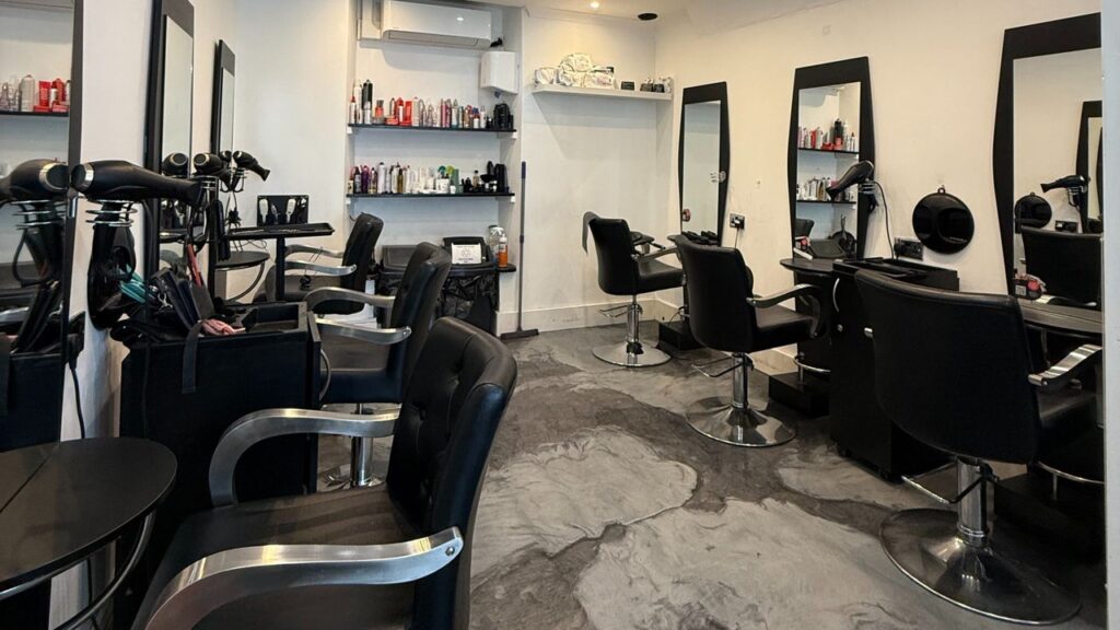 e0e61cda-0ae6-4547-9feb-986c2a04bdad-colorseum-gb-england-bideford-fresha-8010022