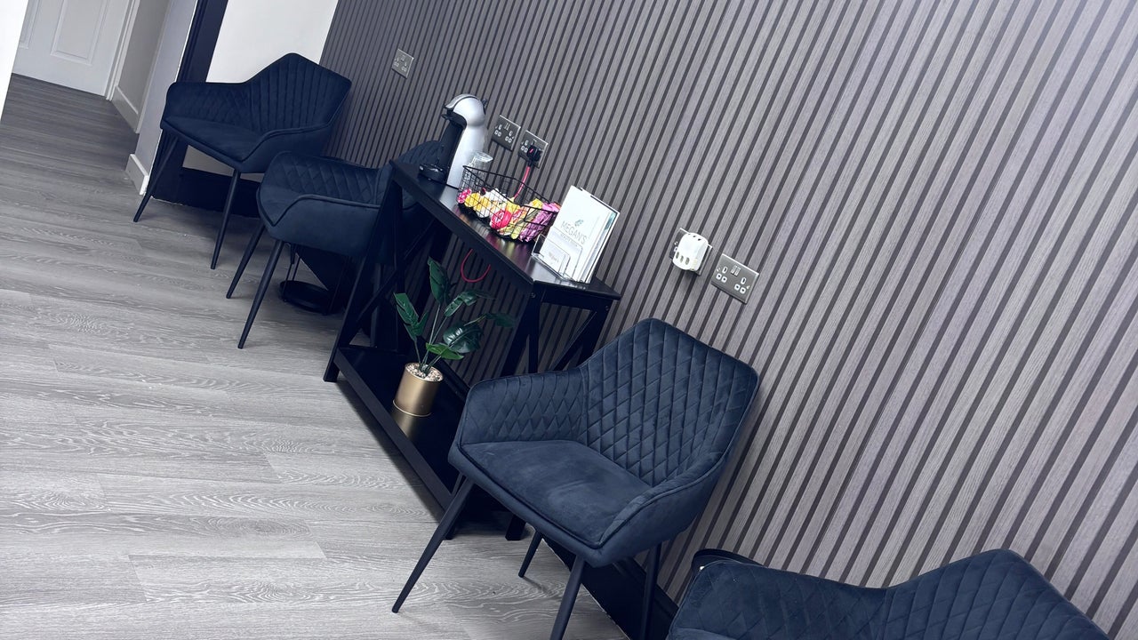 e0e83143-be41-4ee5-b194-cc3357f8ff27-classeyssalon-gb-england-leyland-fresha-6715247