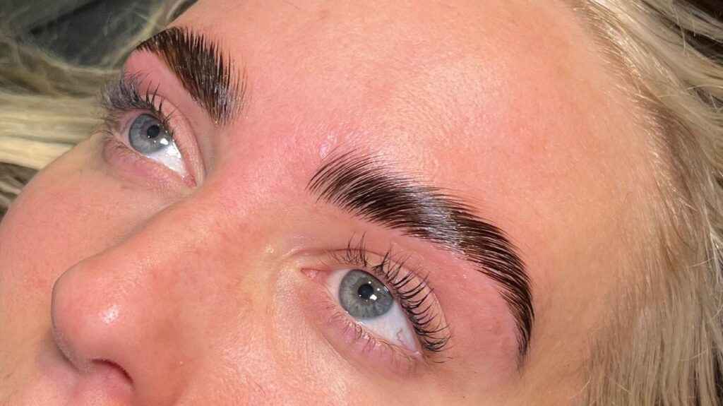 e1410c5f-e374-469b-a1f9-ce9ebd4e000a-byjemtaylerjames-gb-england-heywood-fresha-5399064