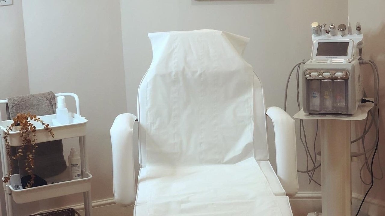 e1765260-54f1-43d4-a90d-80f61bde929f-unajonesaestheticskinclinic-gb-england-kelvedon-fresha-9472894