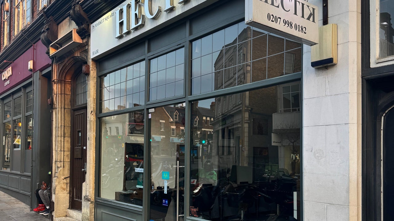 e380000f-580d-4501-8f6c-4c96a356d4a8-hectikhair-gb-england-bromley-fresha-3834029