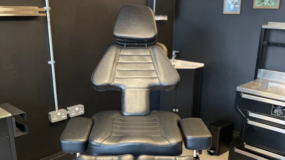 e38ec30c-7955-424d-a2c4-6f8cf0e6f792-teddingtonink-gb-england-teddington-fresha-5322390