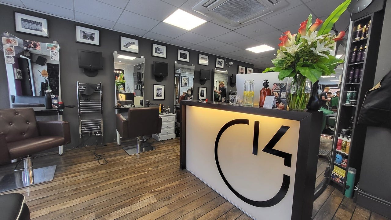 e391df56-d039-4c5e-a766-6d5552db1c53-c14hairdesignbysamb-gb-england-gloucester-fresha-7958591