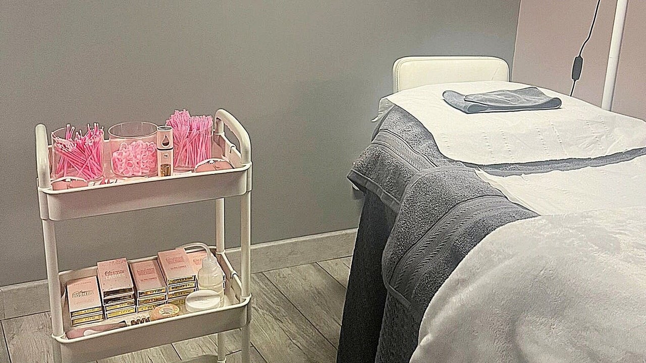 e3ca6bf4-6da0-4830-bf72-6c264086806b-cocoluxebeautiqueltd-gb-england-stoke-on-trent-fenton-fresha-6888411