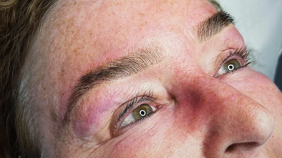 e3d05e35-86af-4d03-a2e8-8aeaed5f5843-beautyandthebrowholybourne-gb-england-holybourne-fresha-1697040