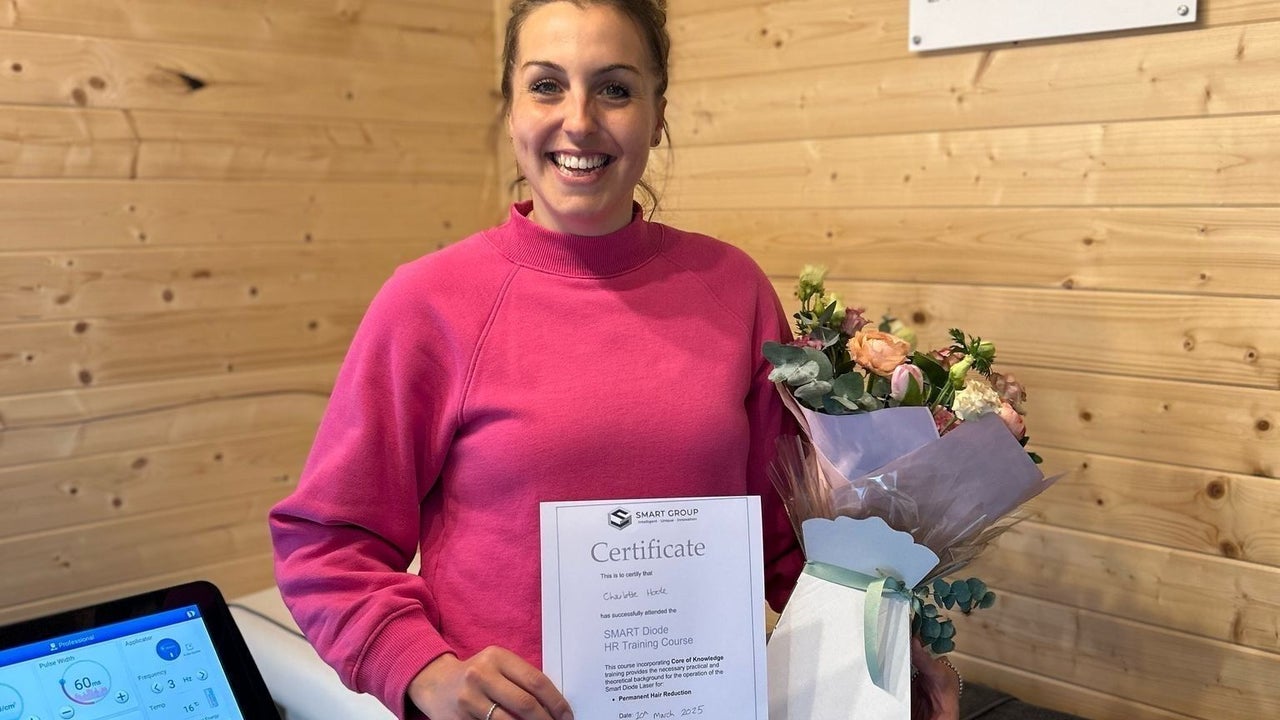 e4806883-a6b7-4c90-96ee-eefcf5acb4aa-thesheshed-gb-england-handcross-fresha-2967993