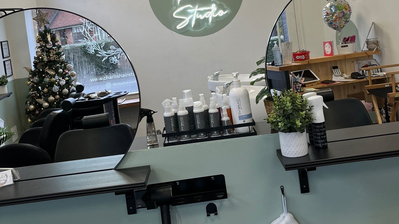 e50ad90f-3e5b-4784-9560-b48311bcffa6-charlishairstudio-gb-england-beccles-fresha-5272816