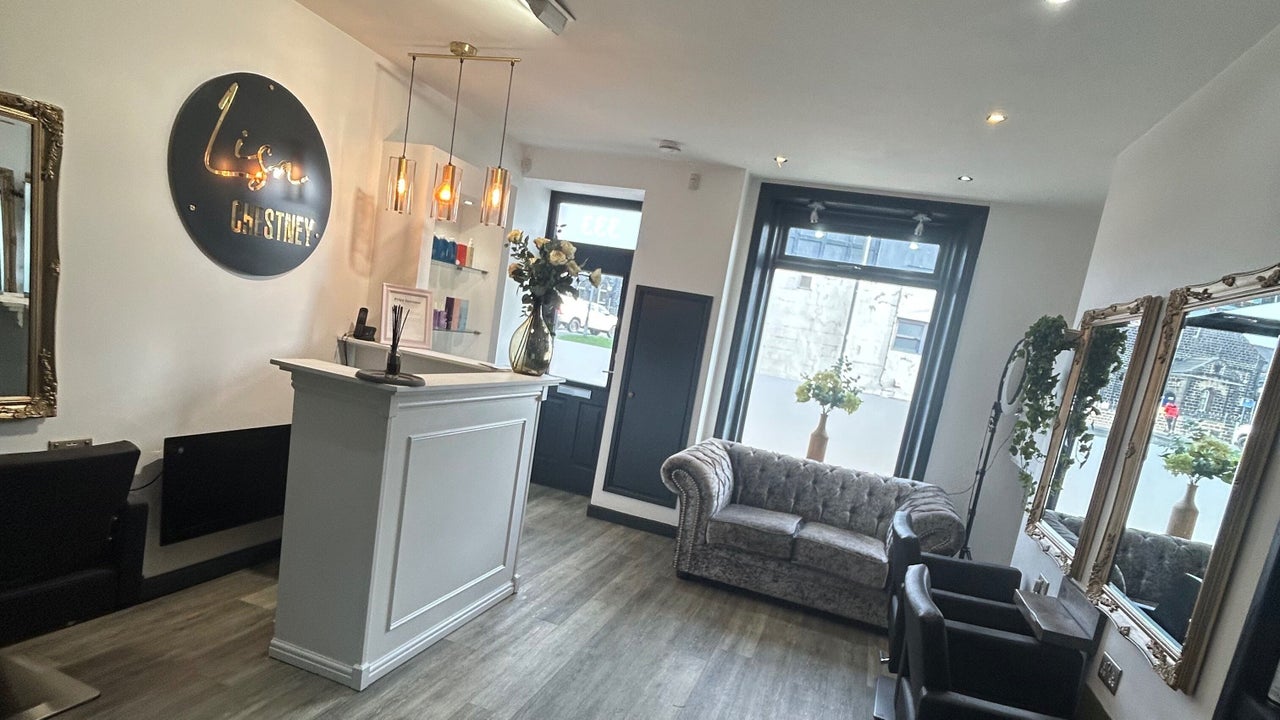 e540e41e-70d8-4a79-9d13-efd4c3319389-gemhairdesign-gb-england-greenmount-fresha-8433536